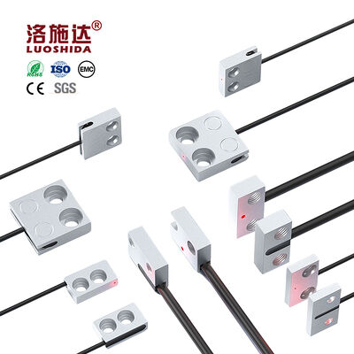Non-Flush Mounting Beam Fiber Optic Sensor 260mm/1000mm/80mm/300mm Detection Distance NPN/PNP Output 0.1ms Response Time